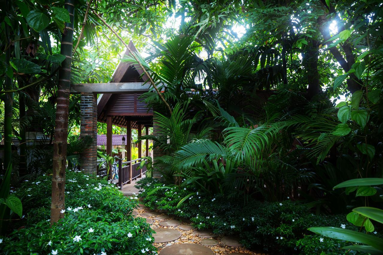 Malu Khmer Villa Сіємреап Екстер'єр фото